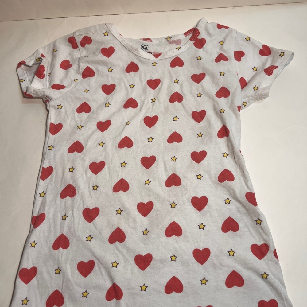 Girls White T-Shirt With Red Hearts and Yellow Stars Size Medium 10-12